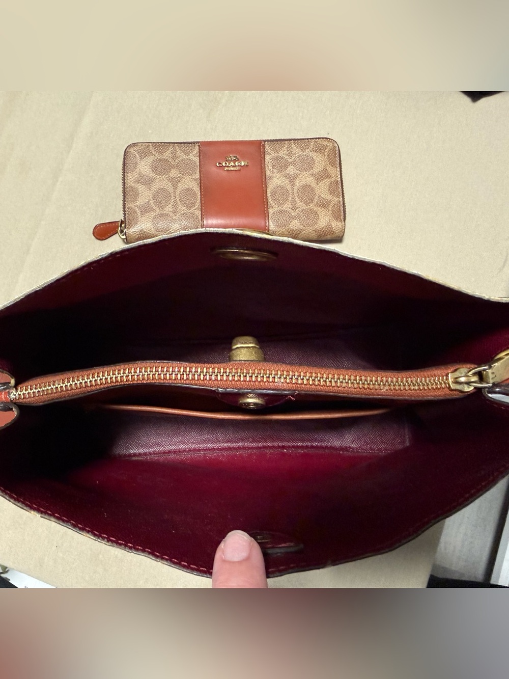 Coach Signature Canvas
Shoulder Bag and Zip Wallet in Brown/Saddle - Picture 7 of 10